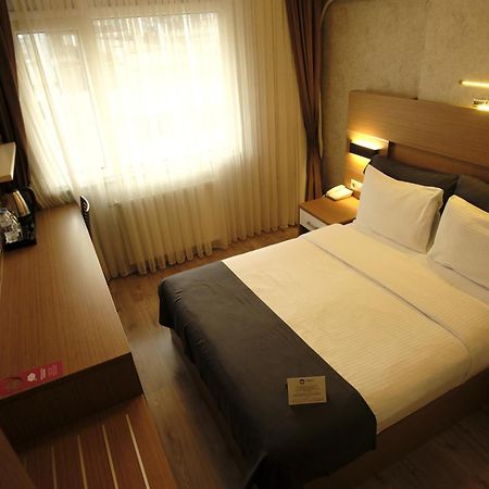 Rhisos Otel Ριζούντα Εξωτερικό φωτογραφία