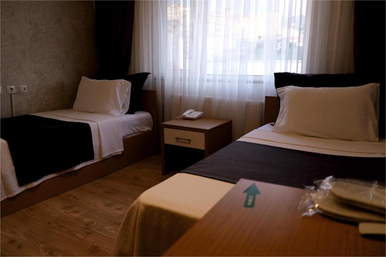Rhisos Otel Ριζούντα Εξωτερικό φωτογραφία